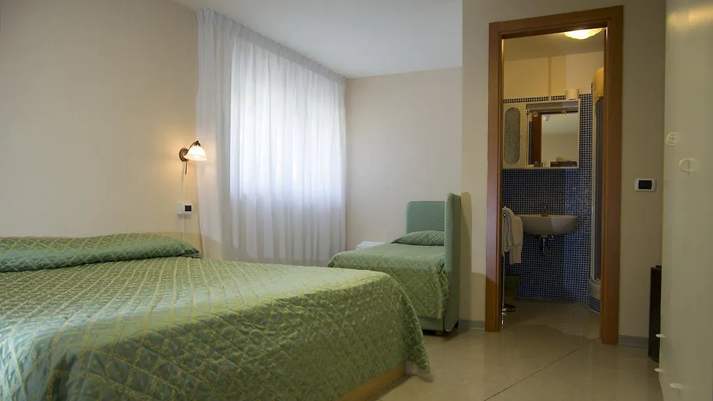 Hotel Cristallo Lerici 3*,